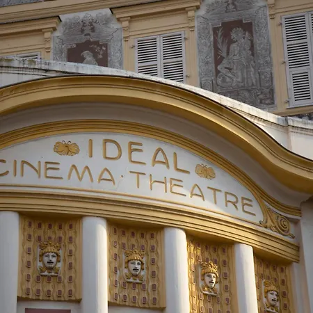 Western Premier Roosevelt 호텔 4*