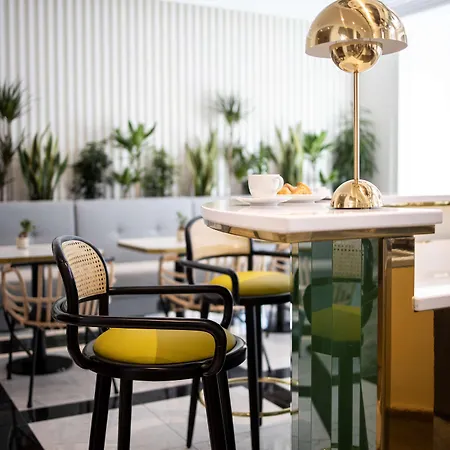 Western Premier Roosevelt Nizza