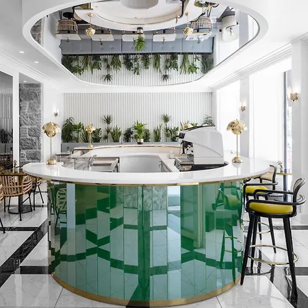 Western Premier Roosevelt