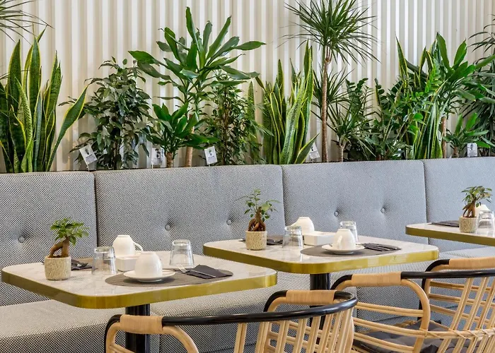 Western Premier Roosevelt