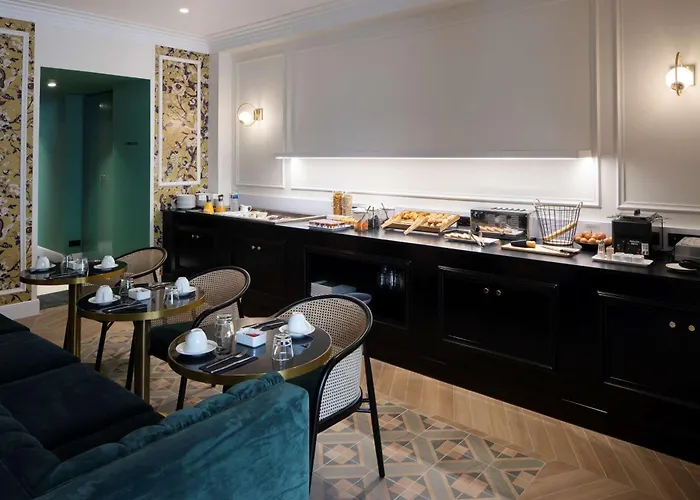 Western Premier Roosevelt