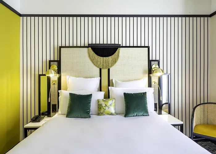 Western Premier Roosevelt Hotell 4*