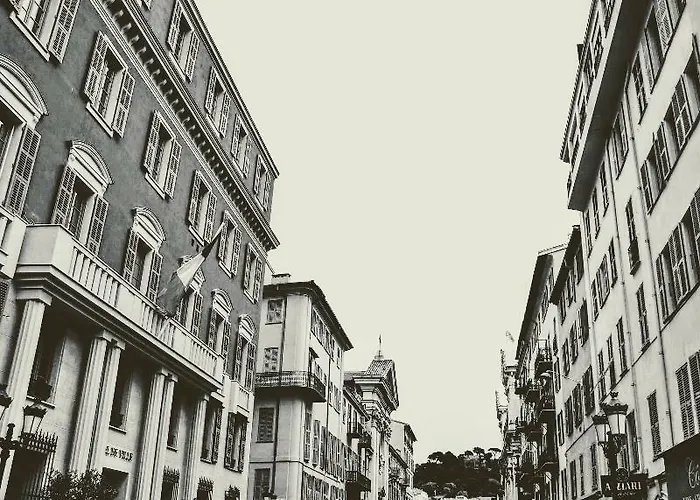 Western Premier Roosevelt 4*