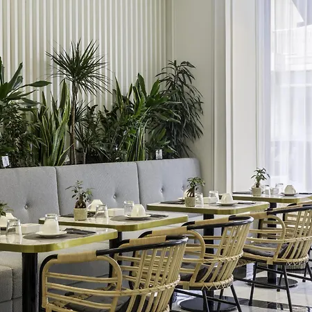 Western Premier Roosevelt