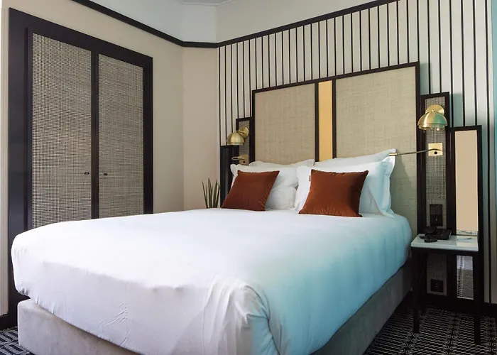 Western Premier Roosevelt Hotel