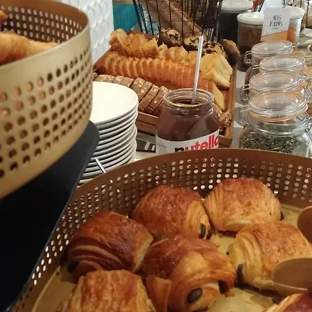 Western Premier Roosevelt